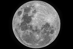 Обнаружен неизвестный механизм возникновения воды на Луне